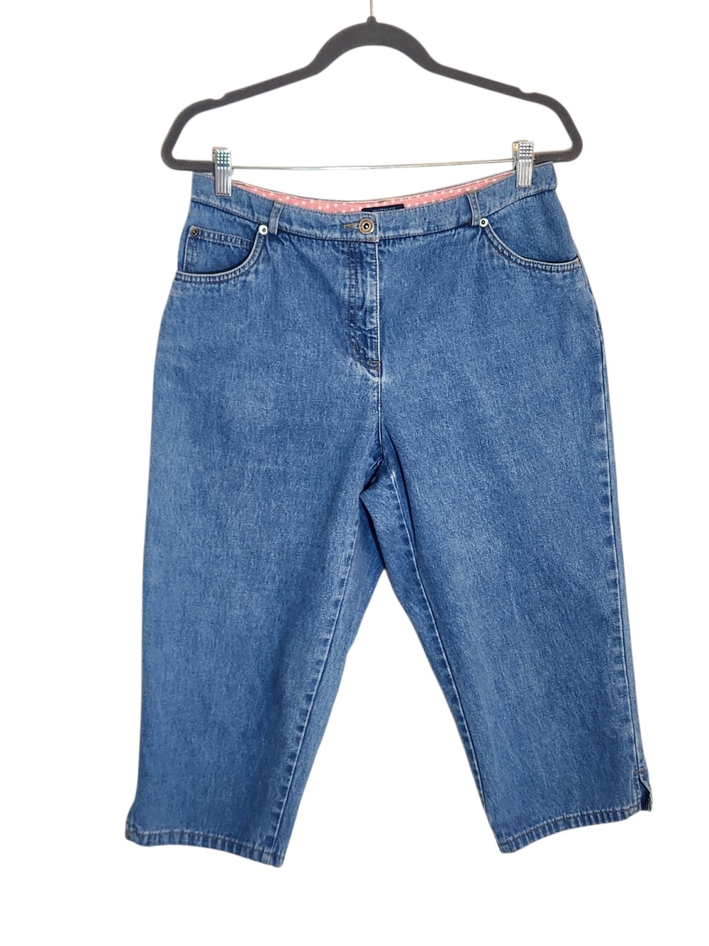Westbound Light Wash Denim Capri Jeans 100% Cotton Notched Hem Size 12